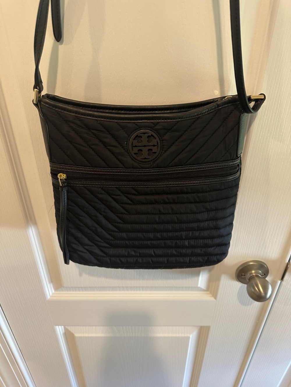 Tory Burch Black Quilted Chevron Crossbody